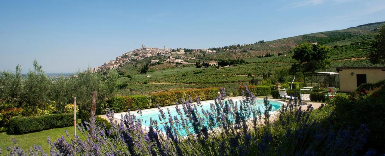 Agriturismo Fiordaliso Trevi Buitenkant foto