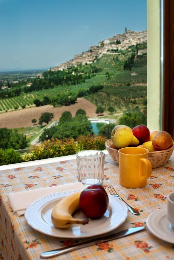 Agriturismo Fiordaliso Trevi Buitenkant foto