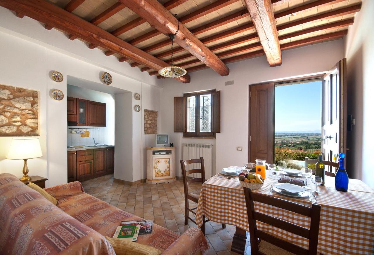 Agriturismo Fiordaliso Trevi Buitenkant foto